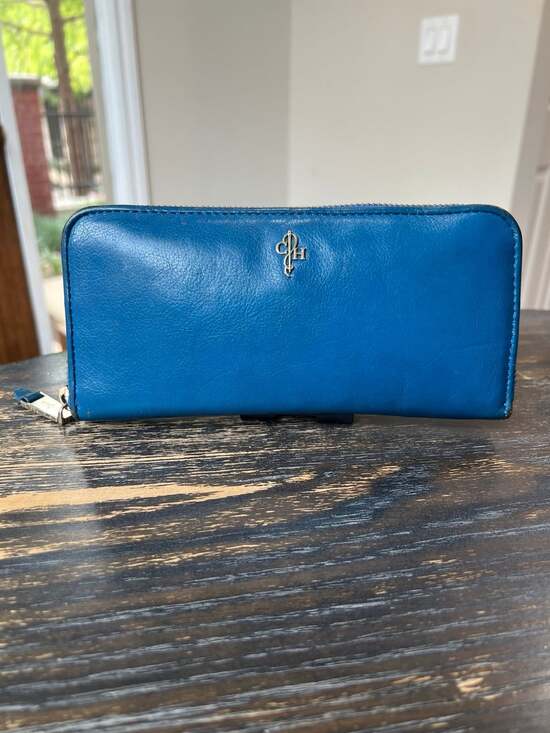 Cole Haan Handbags - Cole Haan Blue Leather Zip Around Wallet